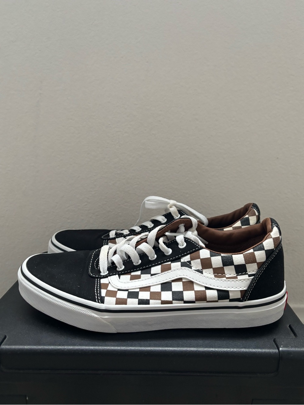 Vans Women's Classic Checkerboard Low-Top Sneakers - Black/Brown